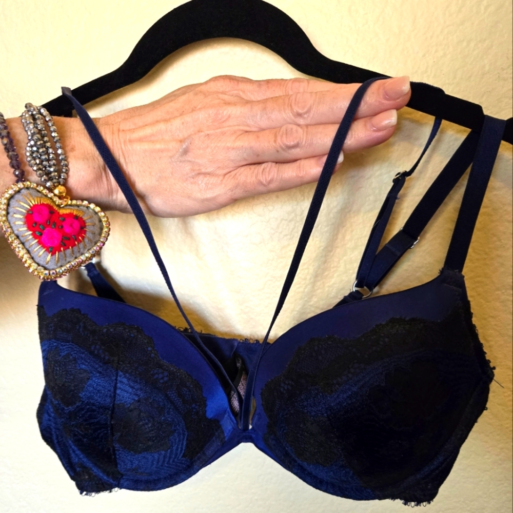Very Sexy push-up bra
